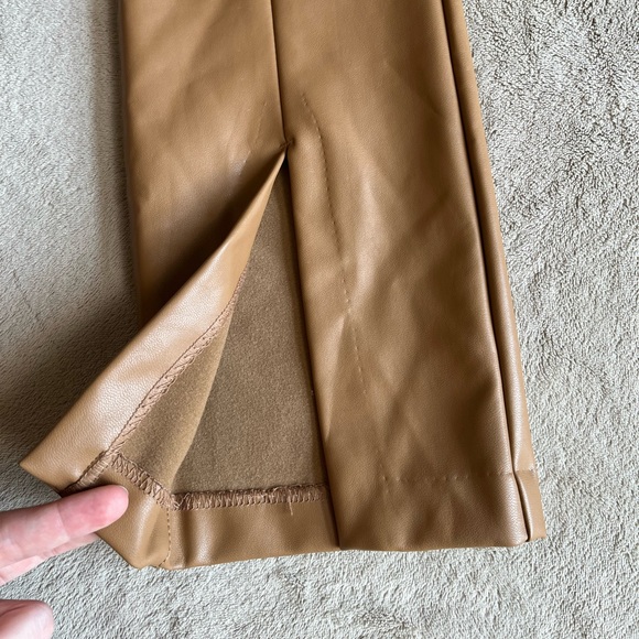 Abercrombie & Fitch The Skinny Ultra High Rise Faux Leather Pants - Picture 9 of 14
